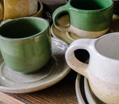Jak dbać o kubki ceramiczne?